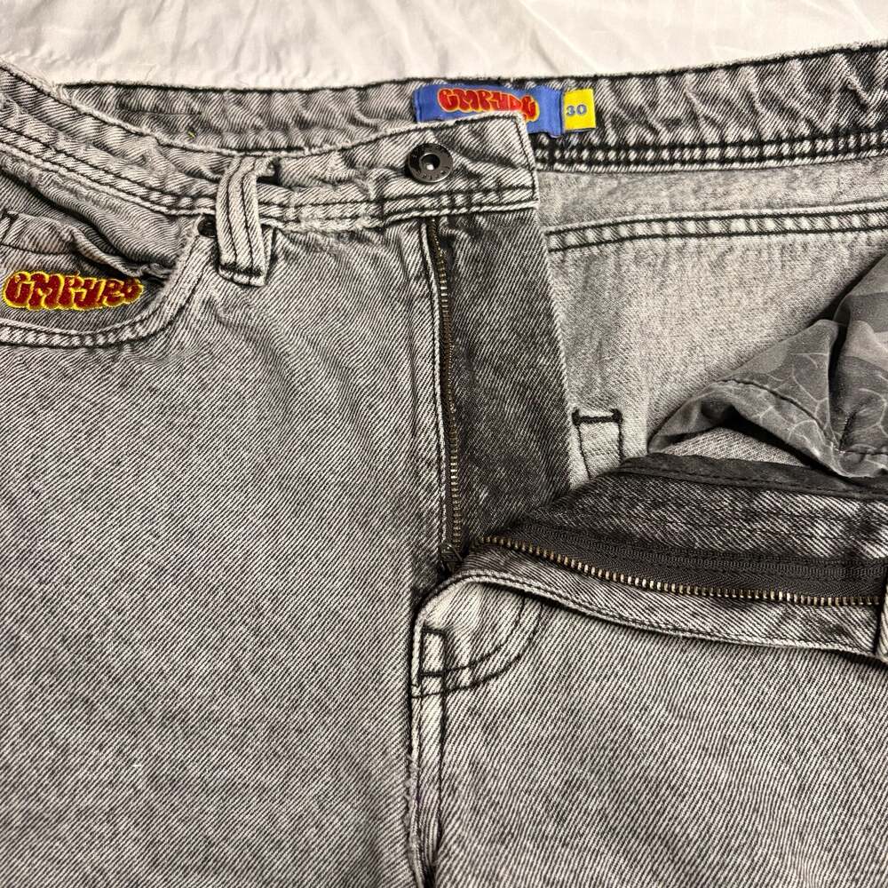 Empyre Loose Fit Grey Acid Wash Denim Jeans Shorts - Picture 6 of 13